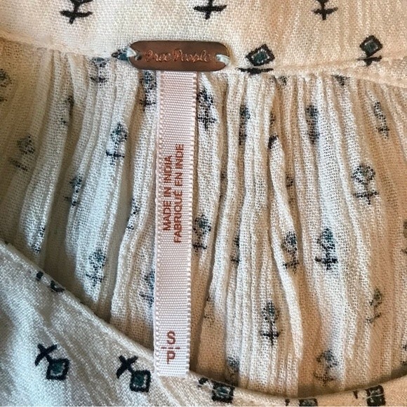 FREE PEOPLE Patterned Top Cream White Rune Runic Anchor Flower Long Sleeve - Picture 4 of 8